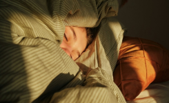 J'ai beaucoup de mal à m'endormir le soir : comment rompre ce cercle vicieux ?